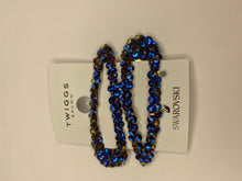 Load image into Gallery viewer, TWIGGS SALON x SWAROVSKI Large Triangular Shaped Hair Clip Set