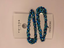 Load image into Gallery viewer, TWIGGS SALON x SWAROVSKI Large Triangular Shaped Hair Clip Set